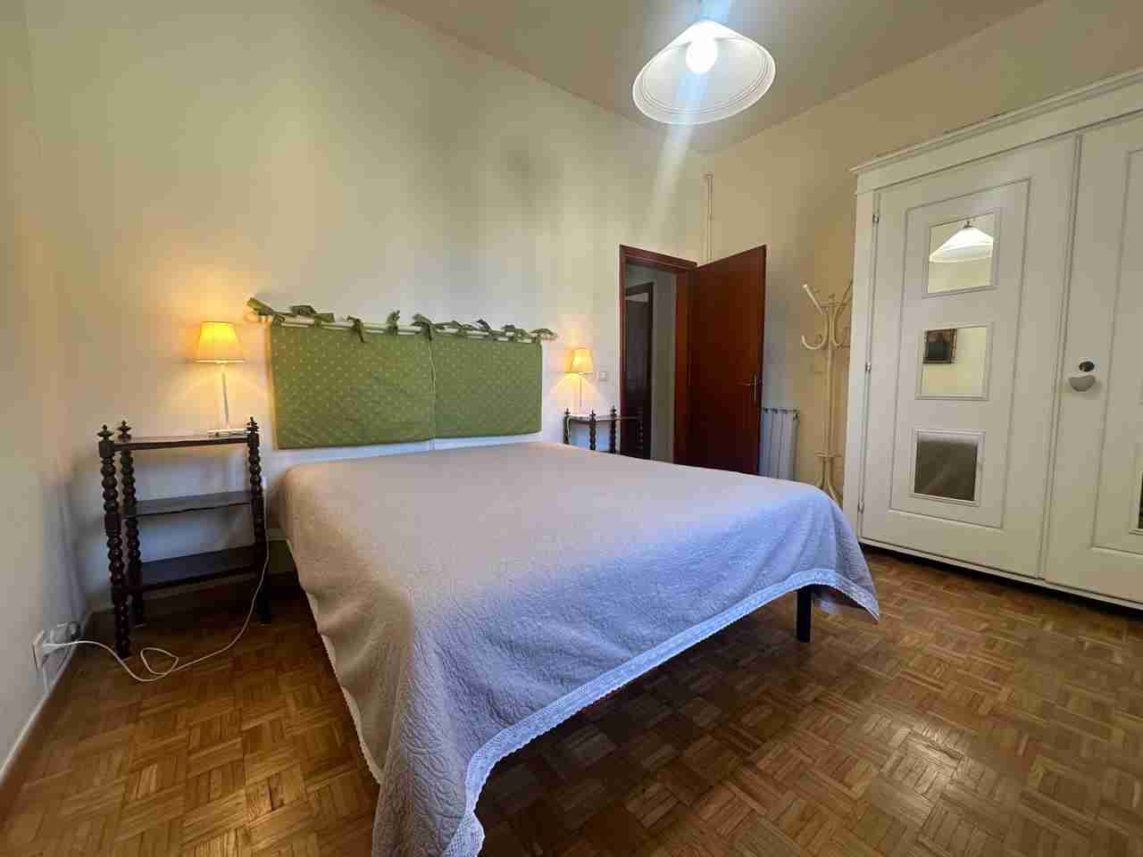 photo_5882037873597859033_y